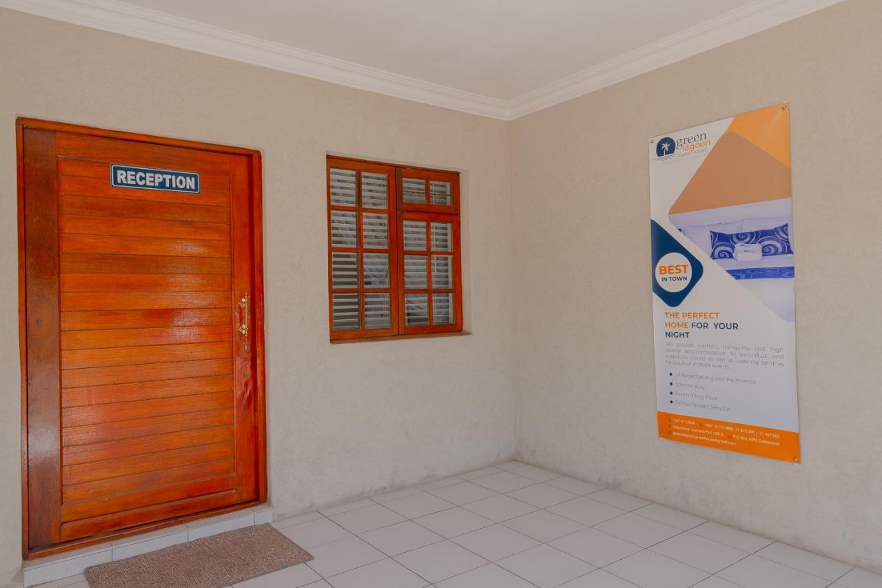 Green Lagoon Guest House Gaborone Bagian luar foto
